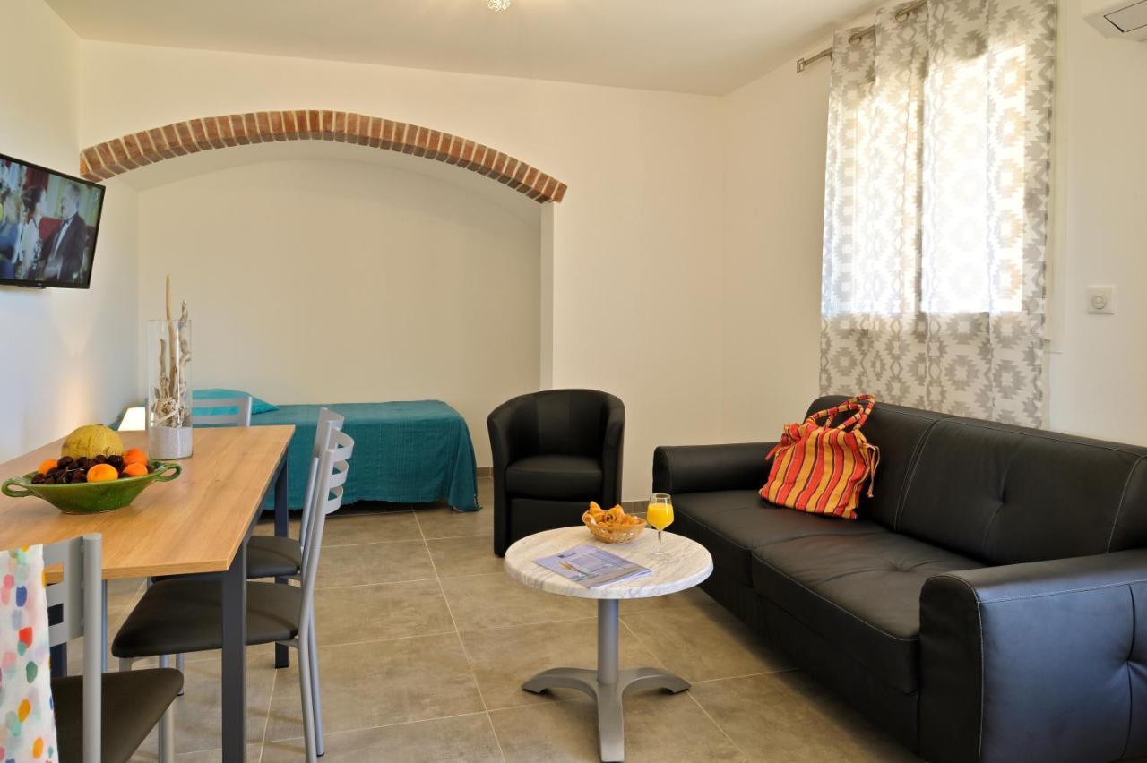 Residence Roc E Mare Тьючча Номер фото